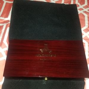 Montecristo Burl Walnut Cigar humidor